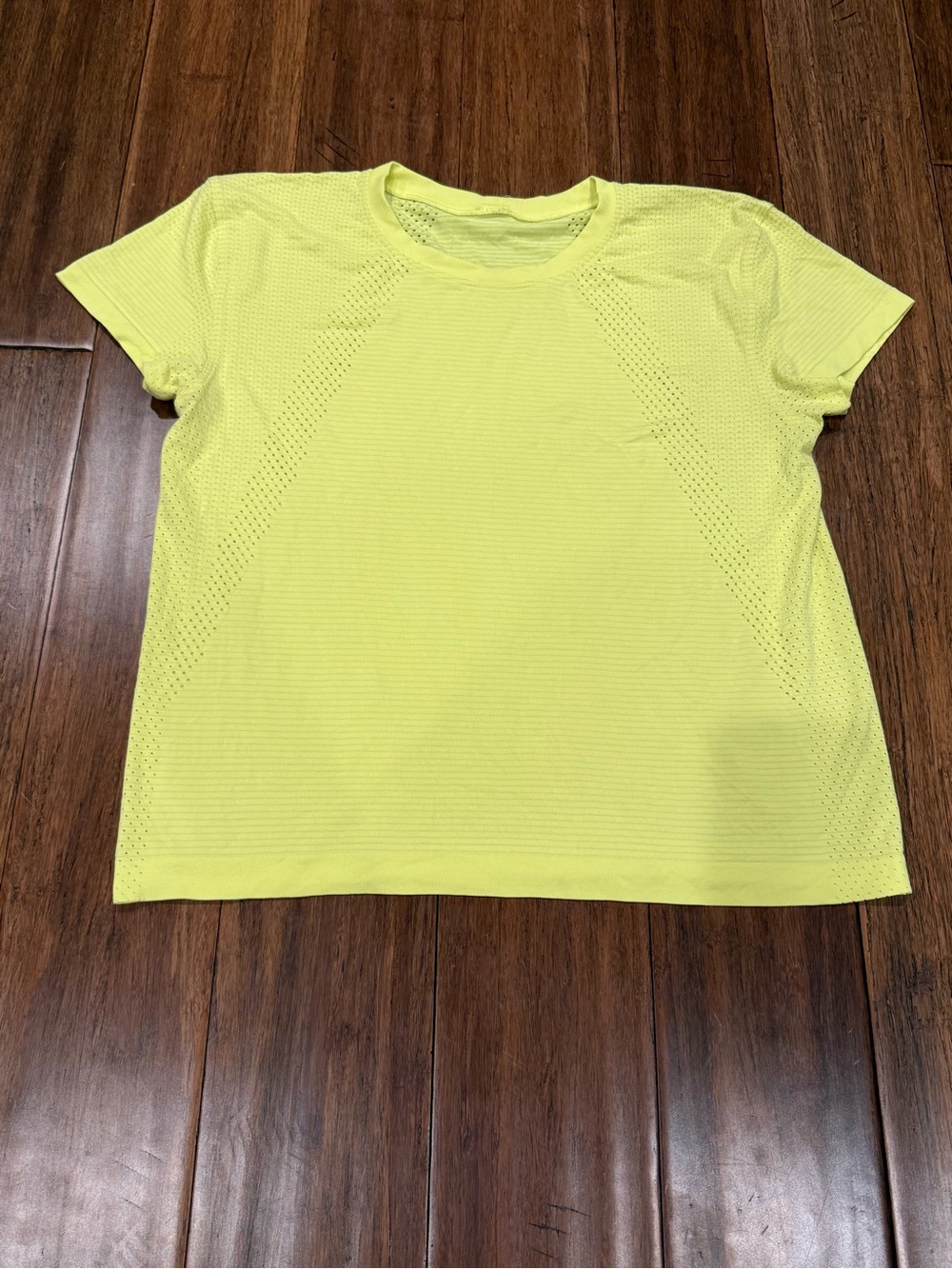 Lululemon Sleeve Performance Tee - Yellow